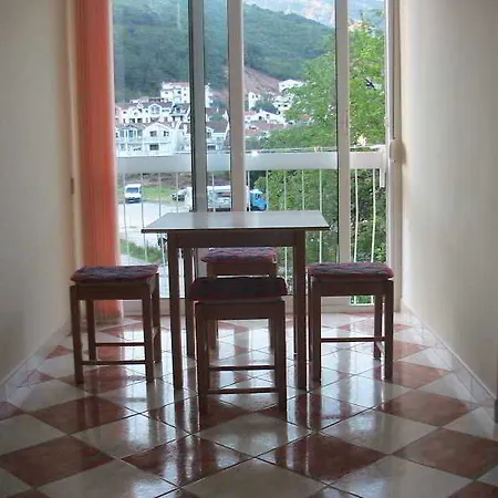 Hotel D&d 3 Budva